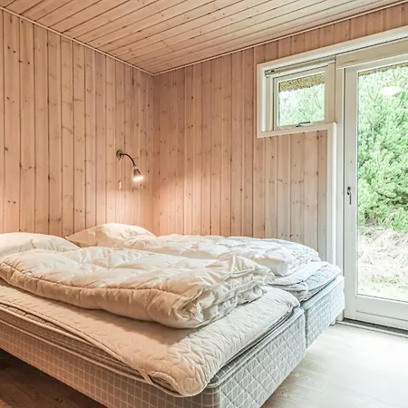 Pet Friendly In With Wifi Blåvand
